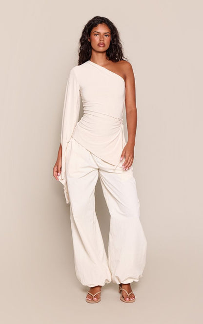 https://mediahub.prettylittlething.com/cnq6520_cream_xl_2