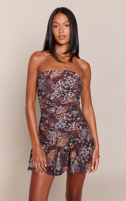 https://mediahub.prettylittlething.com/cnq6552_brown_xl