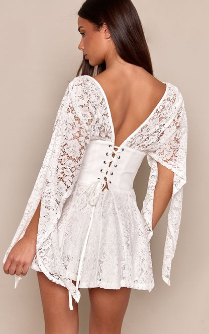 https://mediahub.prettylittlething.com/cnq6610_white_xl_1