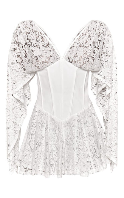 https://mediahub.prettylittlething.com/cnq6610_white_xl_4