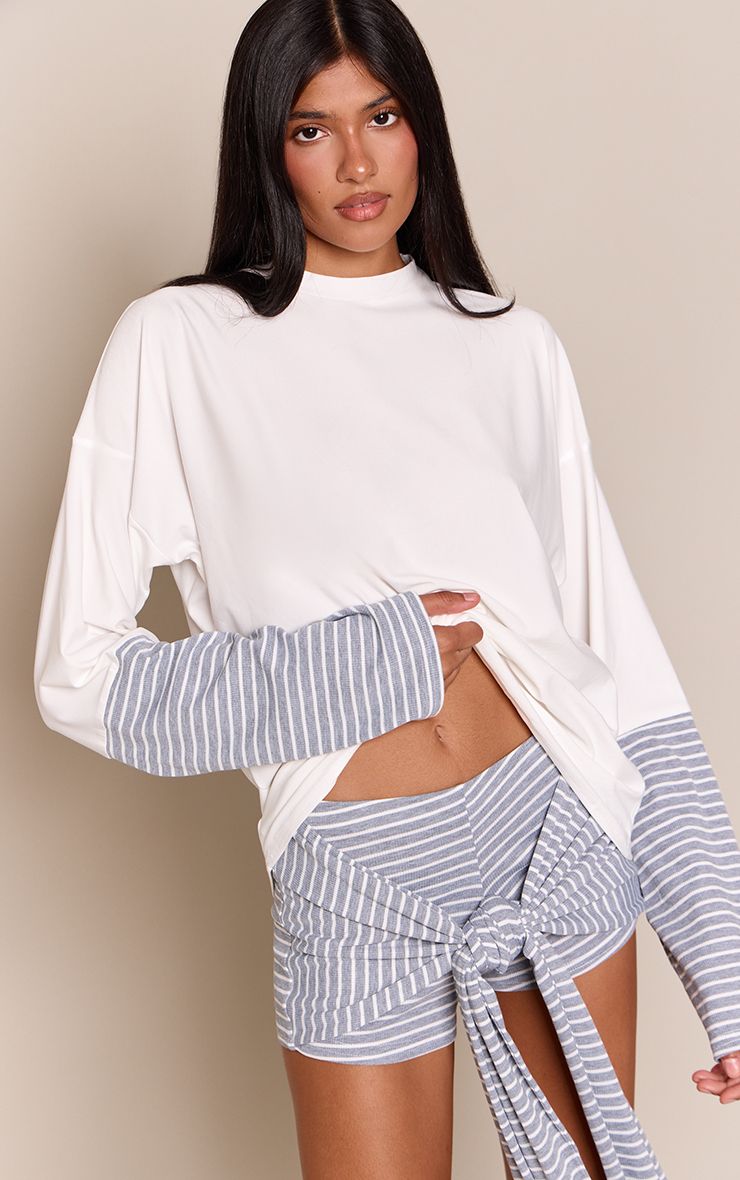 https://mediahub.prettylittlething.com/cnq6643_grey_xl_3