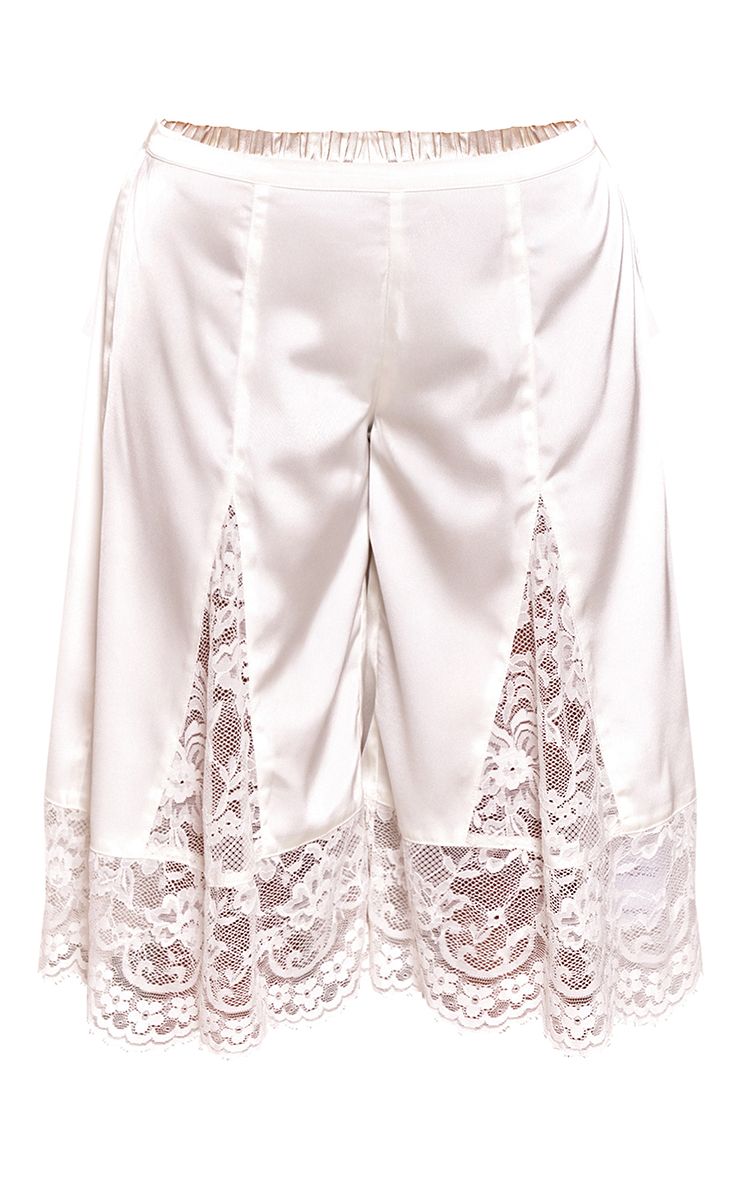 https://mediahub.prettylittlething.com/cnq6646_cream_xl_5