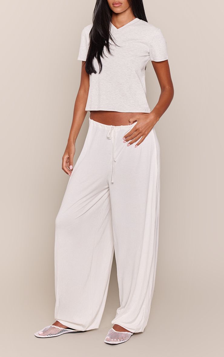 https://mediahub.prettylittlething.com/cnq6659_cream_xl_1