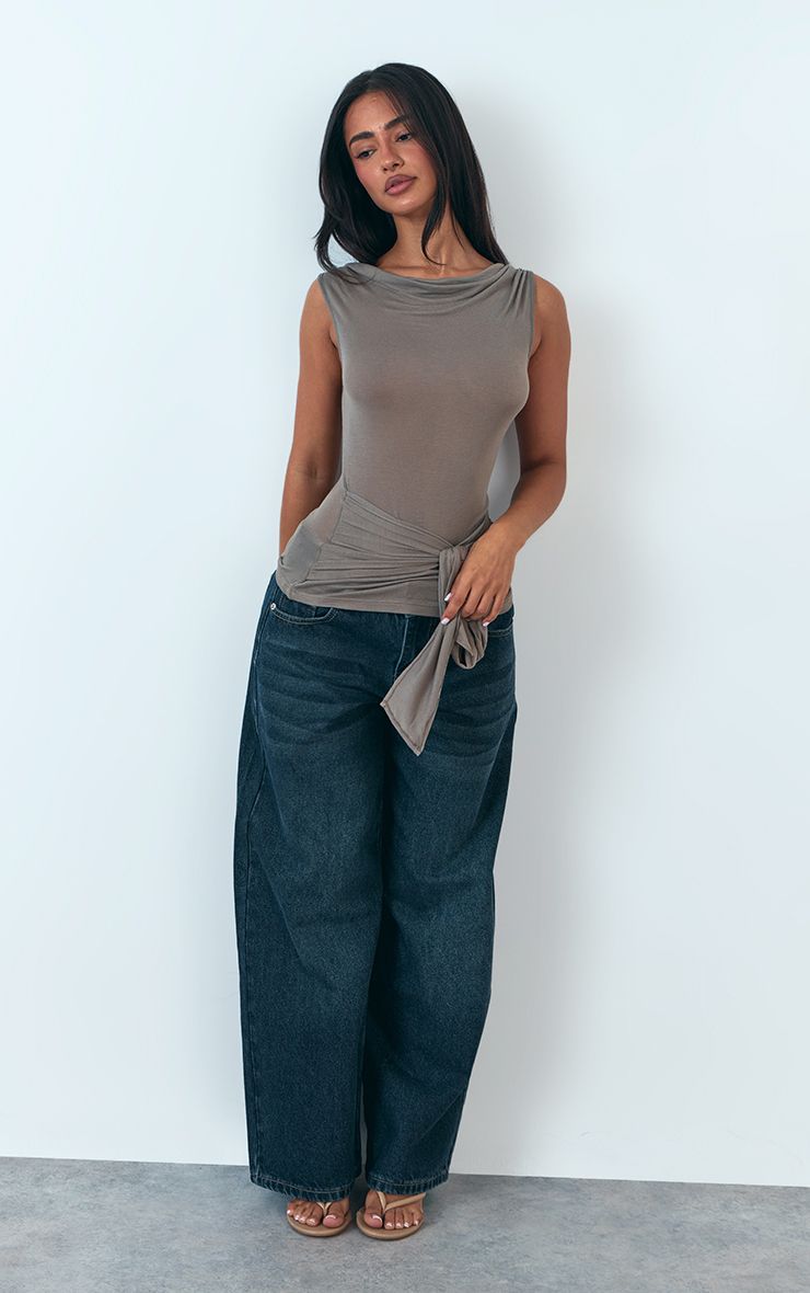 https://mediahub.prettylittlething.com/cnq6672_grey_xl_2