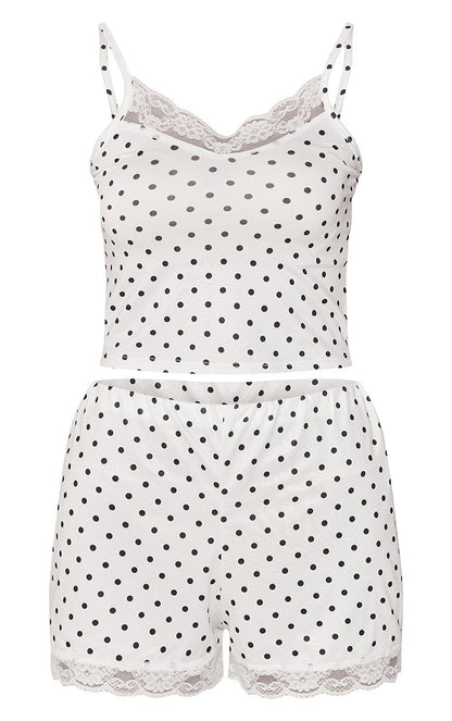 https://mediahub.prettylittlething.com/cnq6686_white_xl_4