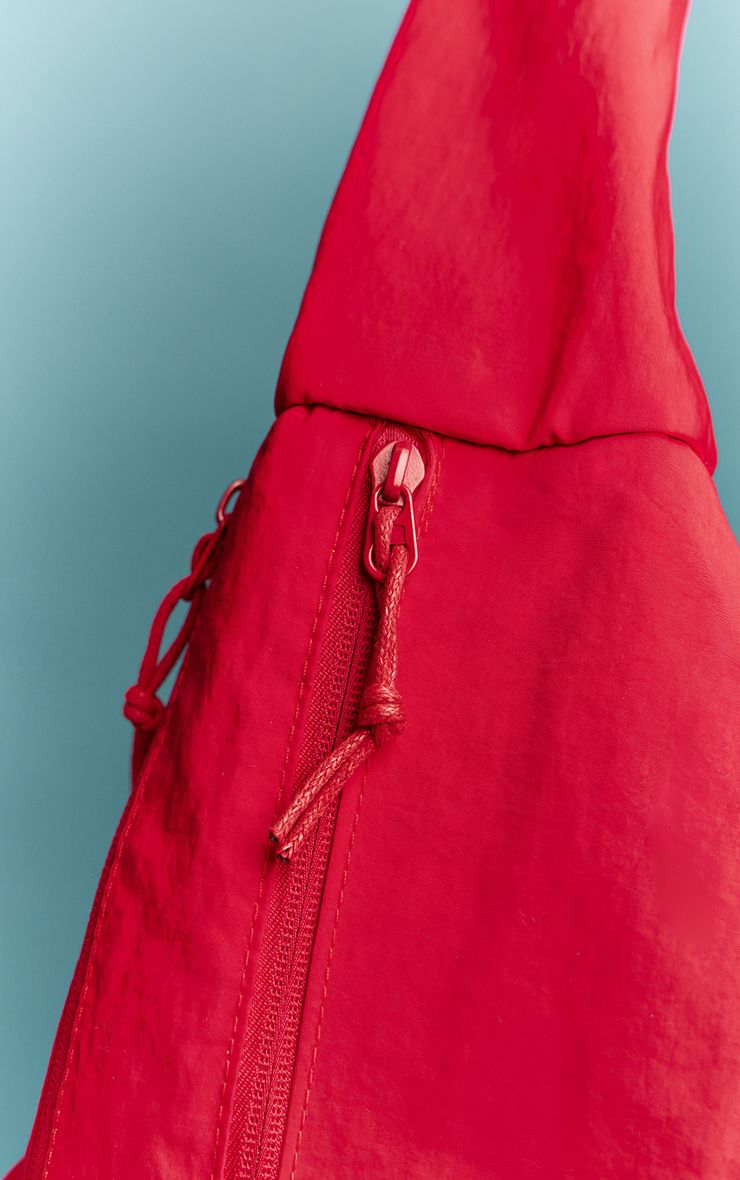 https://mediahub.prettylittlething.com/cnq6751_red_xl_4