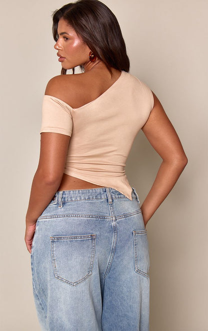 https://mediahub.prettylittlething.com/cnq6848_cream_xl_1