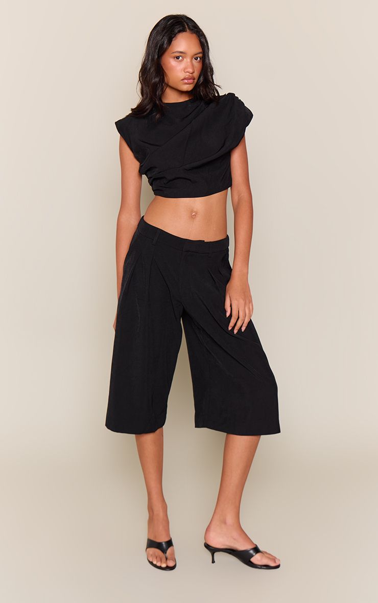 https://mediahub.prettylittlething.com/cnq6881_black_xl_2