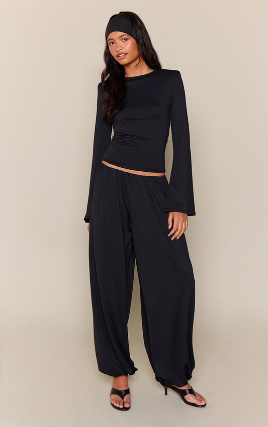 https://mediahub.prettylittlething.com/cnq6893_black_xl