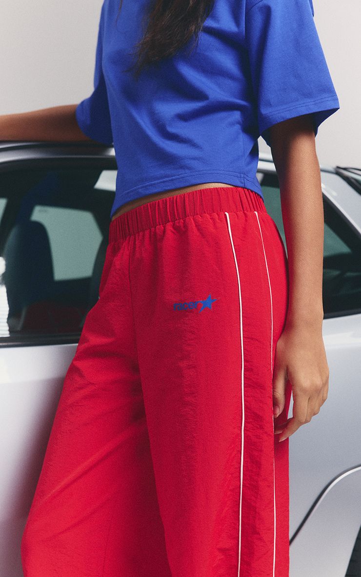 https://mediahub.prettylittlething.com/cnq7122_red_xl_1