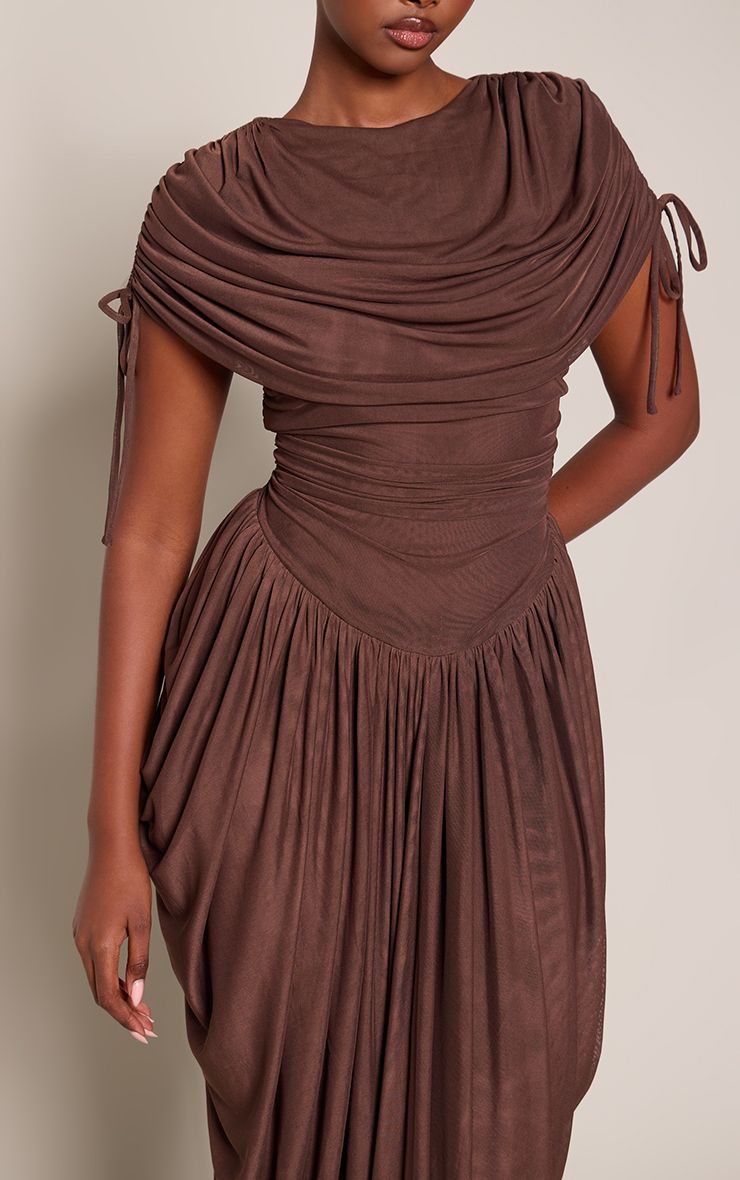 https://mediahub.prettylittlething.com/cnq7359_chocolate_xl_3