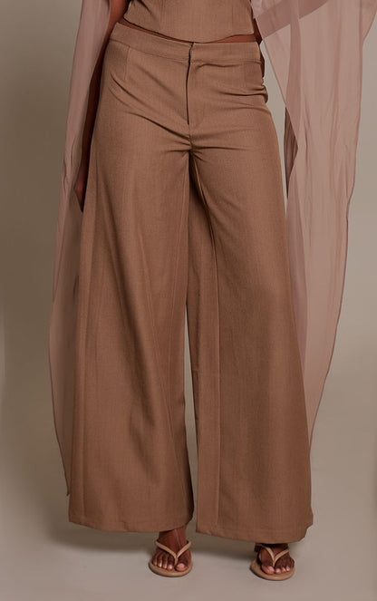 https://mediahub.prettylittlething.com/cnq7360_taupe_xl_1