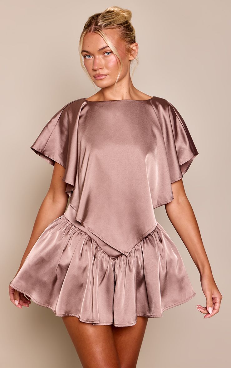 https://mediahub.prettylittlething.com/cnq7364_taupe_xl