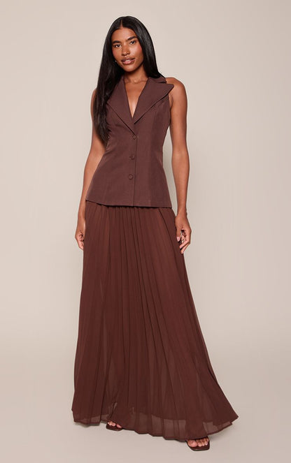 https://mediahub.prettylittlething.com/cnq7373_chocolate_xl