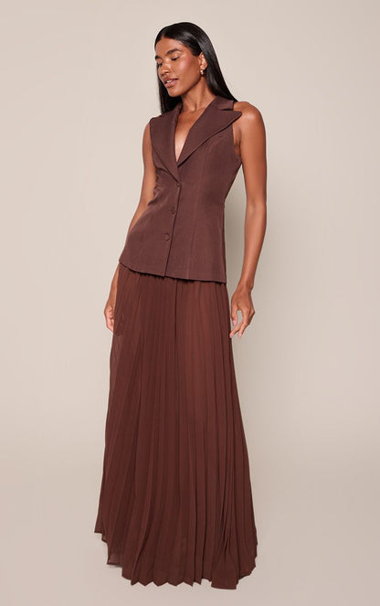https://mediahub.prettylittlething.com/cnq7373_chocolate_xl_2