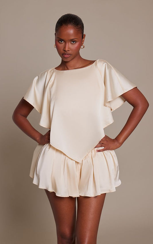 https://mediahub.prettylittlething.com/cnq7374_butter%20cream_xl