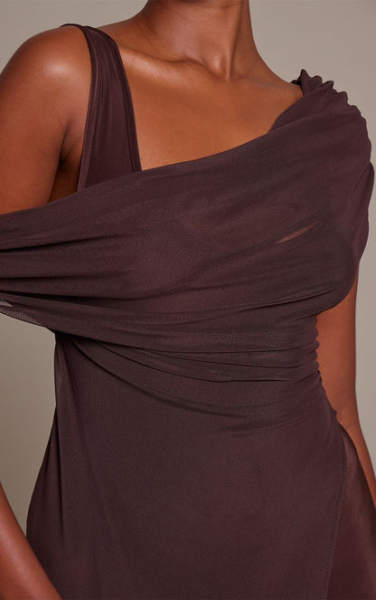 https://mediahub.prettylittlething.com/cnq7384_chocolate_xl_3