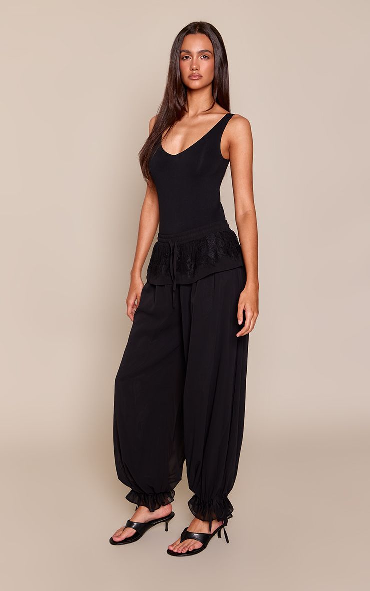 https://mediahub.prettylittlething.com/cnq7439_black_xl_1