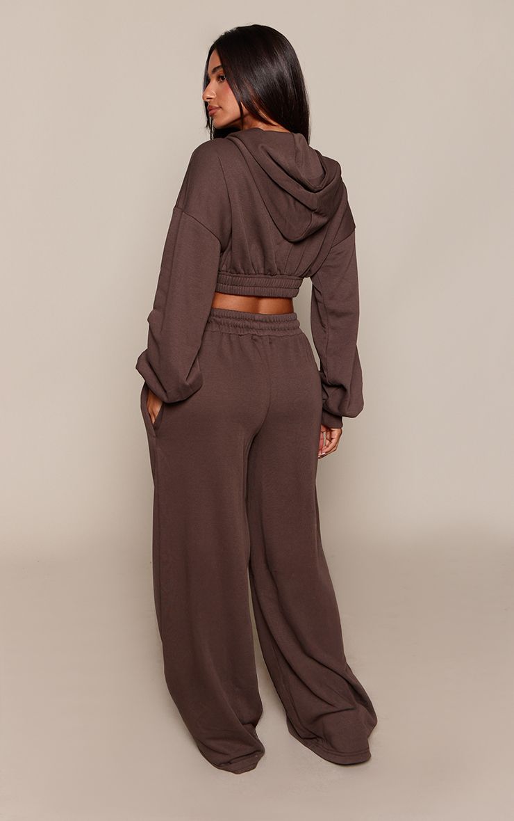 https://mediahub.prettylittlething.com/cnq7614_chocolate_xl_2
