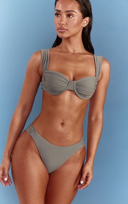 https://mediahub.prettylittlething.com/cnq7710_charcoal_xl