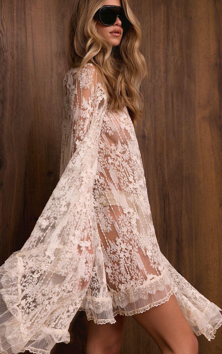 https://mediahub.prettylittlething.com/cnq7939_cream_xl