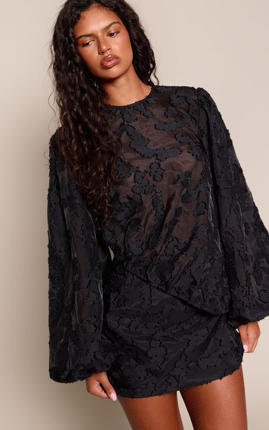 https://mediahub.prettylittlething.com/cnq7961_black_xl