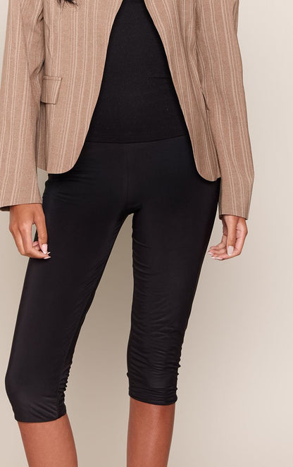 https://mediahub.prettylittlething.com/cnq7989_black_xl_3