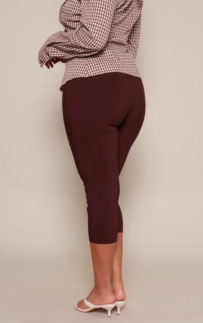 https://mediahub.prettylittlething.com/cnq8081_chocolate_xl_2