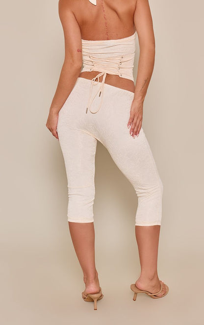 https://mediahub.prettylittlething.com/cnq8220_cream_xl_2