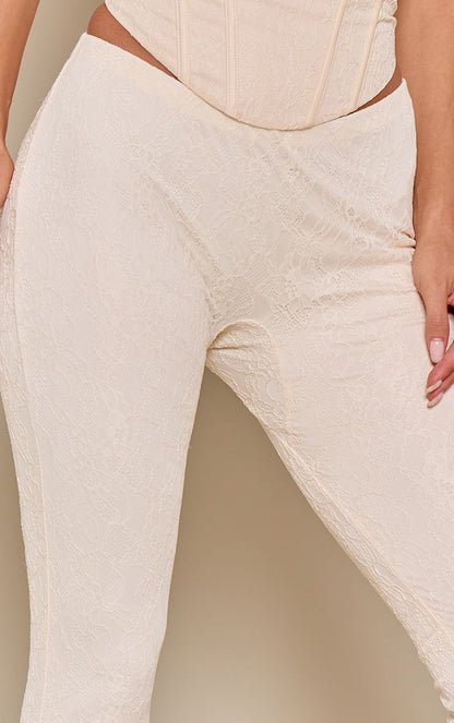 https://mediahub.prettylittlething.com/cnq8220_cream_xl_3