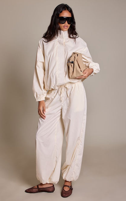 https://mediahub.prettylittlething.com/cnq8240_cream_xl_2