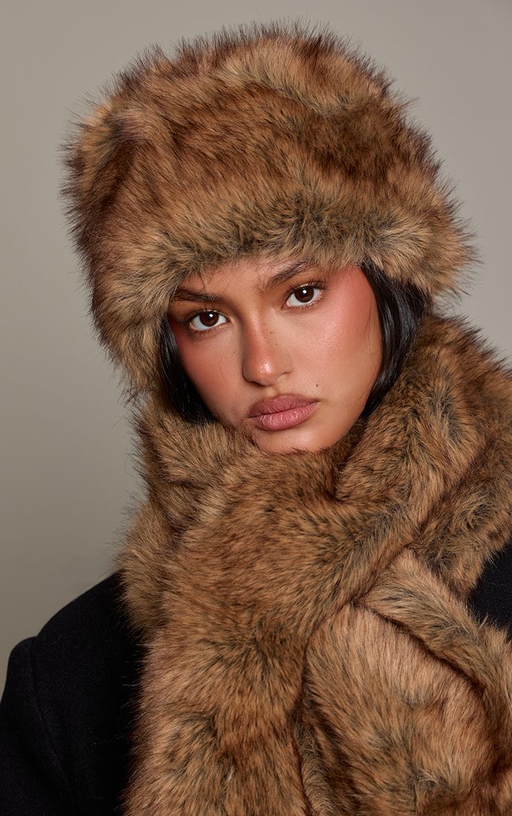 https://mediahub.prettylittlething.com/cnq8415_beige_xl