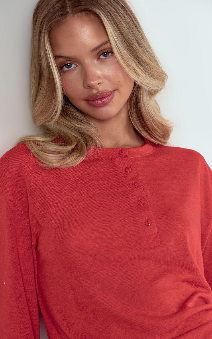 https://mediahub.prettylittlething.com/cnq8548_red_xl_3