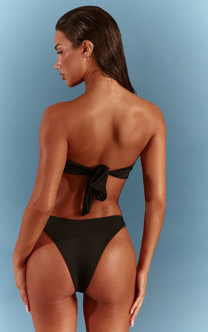 https://mediahub.prettylittlething.com/cnq8558_black_xl_1