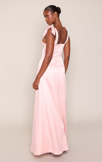 https://mediahub.prettylittlething.com/cnq8603_blush_xl_1
