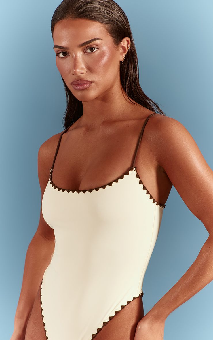 https://mediahub.prettylittlething.com/cnq8798_white_xl_3