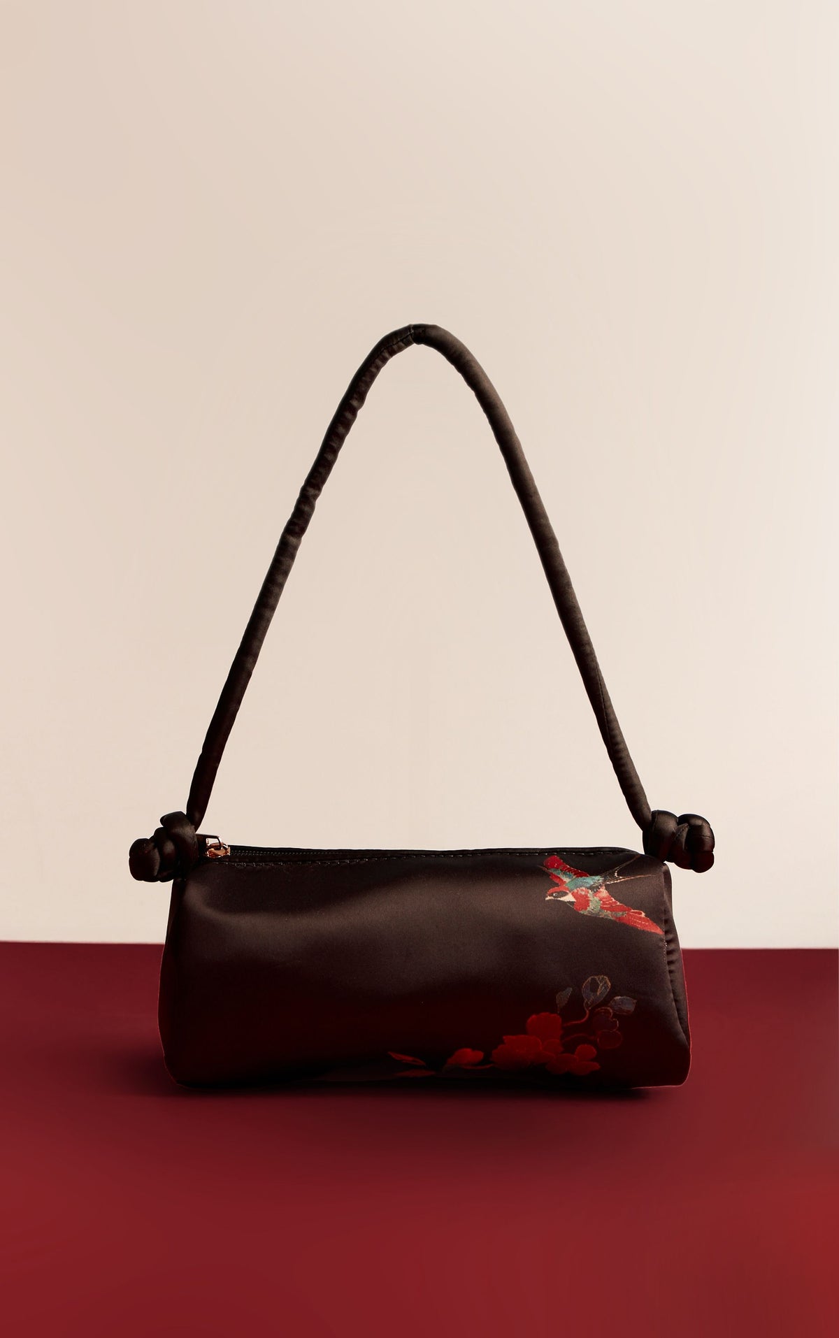 https://mediahub.prettylittlething.com/cnq8884_black_xl_3