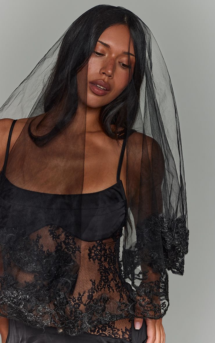 https://mediahub.prettylittlething.com/cnq8903_black_xl_1