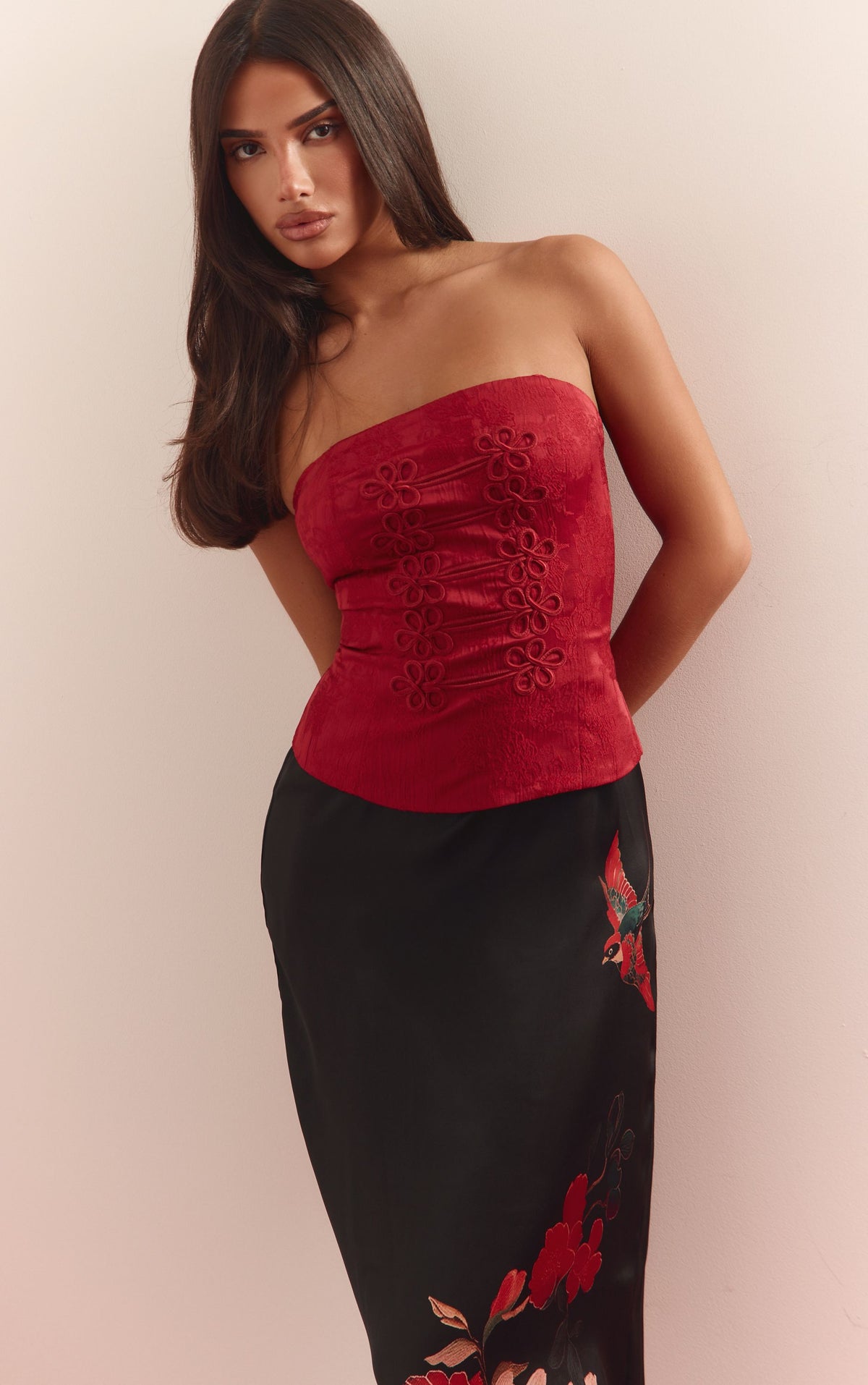 https://mediahub.prettylittlething.com/cnq8928_red_xl