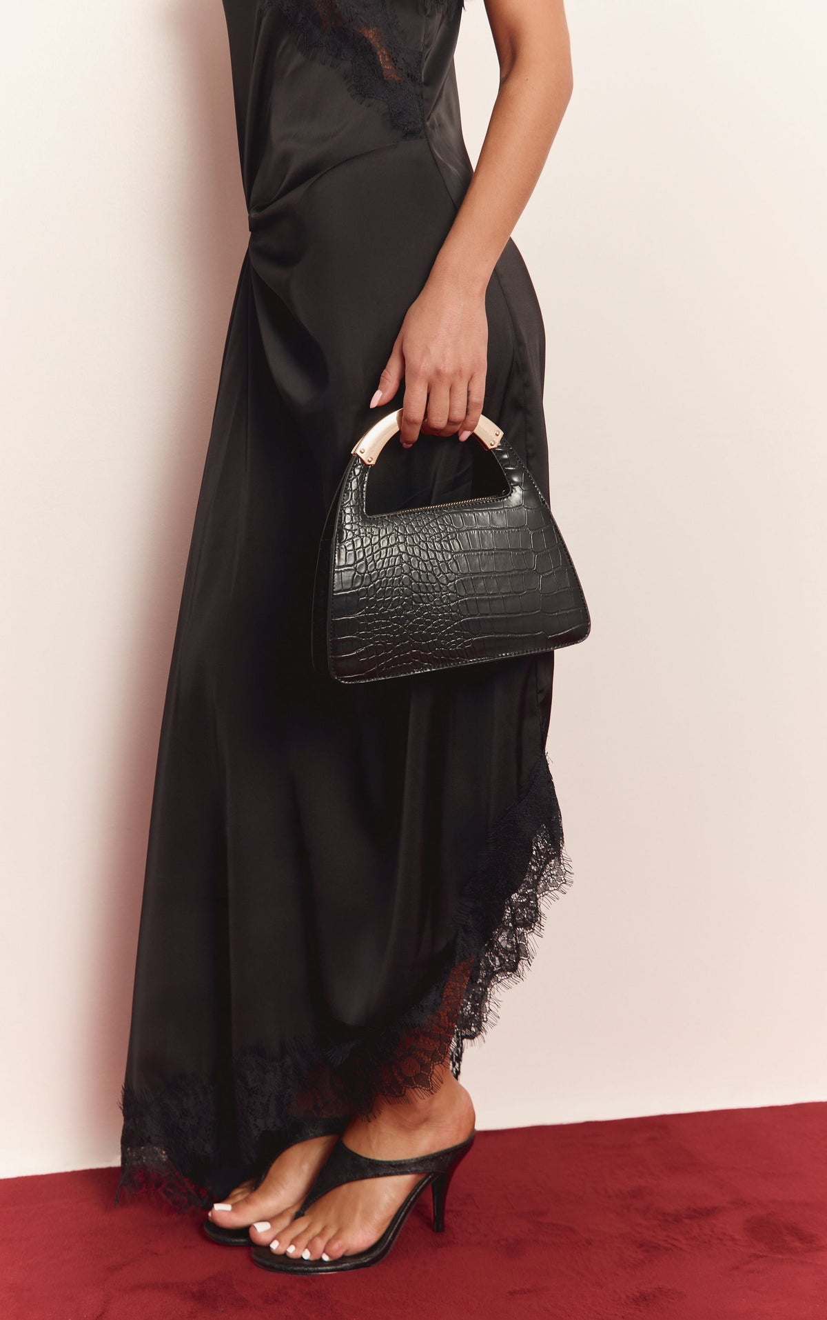 https://mediahub.prettylittlething.com/cnq8954_black_xl_1