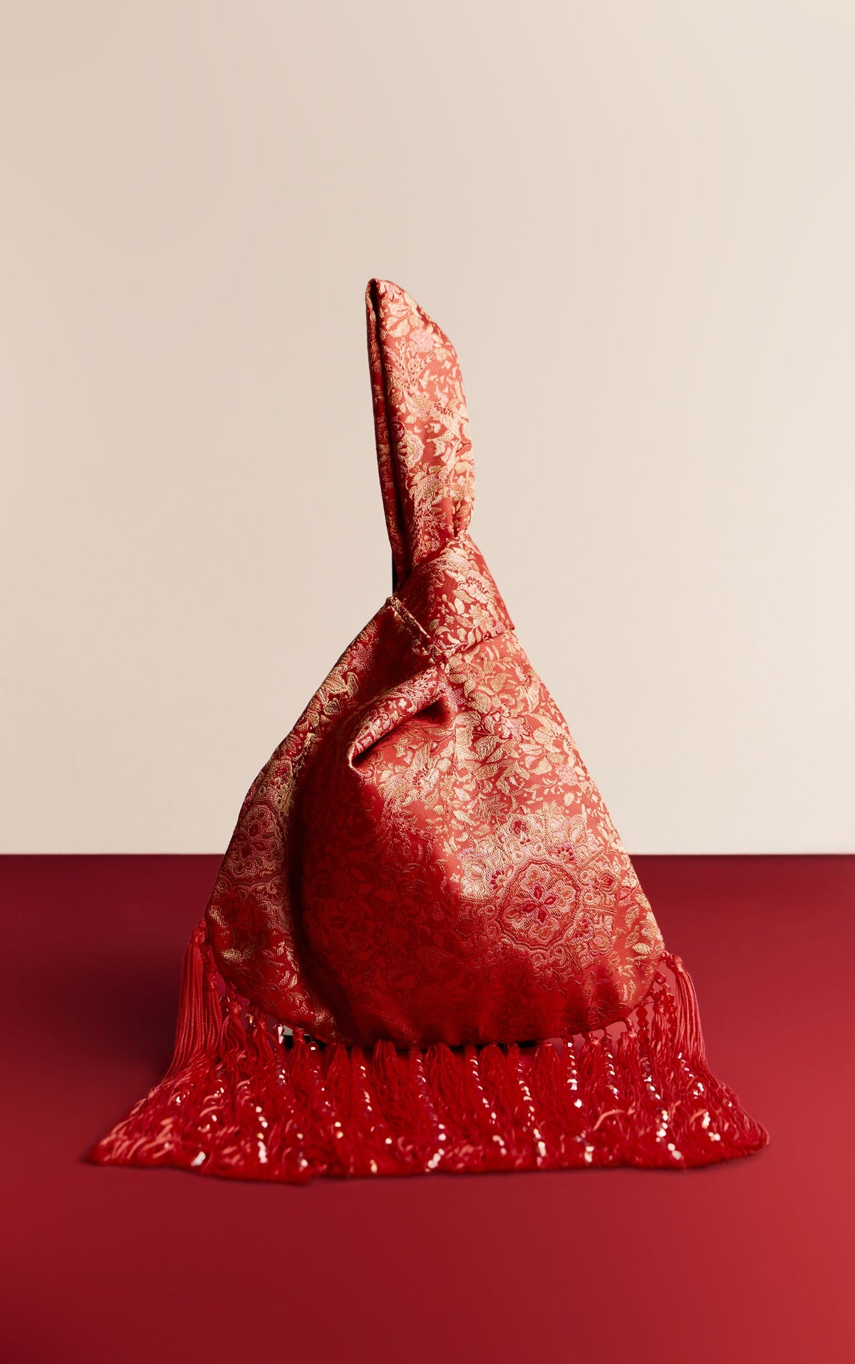 https://mediahub.prettylittlething.com/cnq8957_red_xl_3