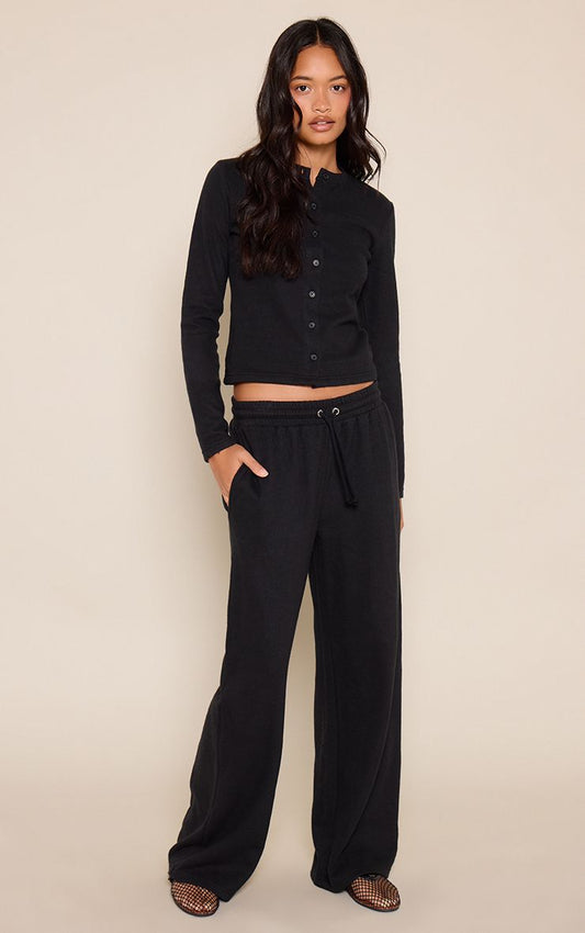 https://mediahub.prettylittlething.com/cnq9122_black_xl