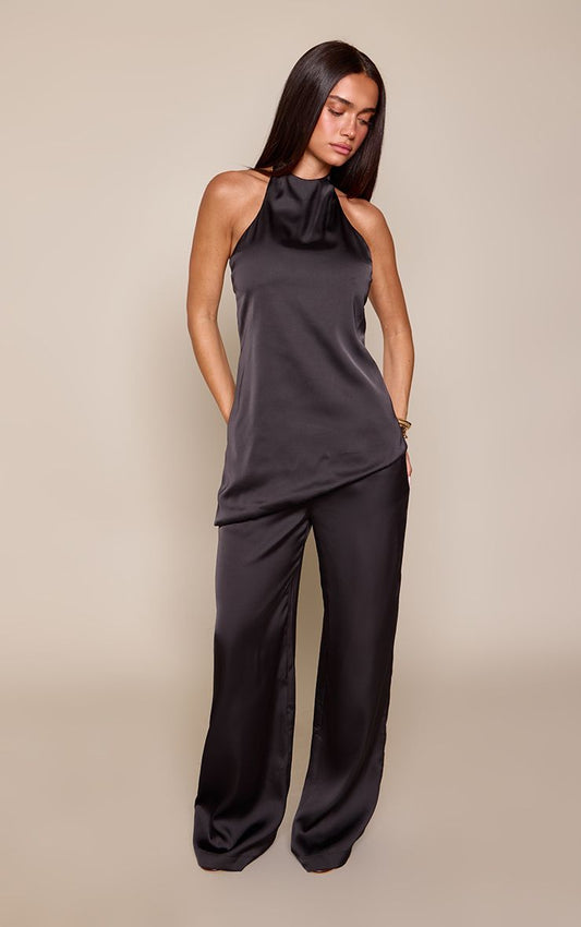 https://mediahub.prettylittlething.com/cnq9124_black_xl