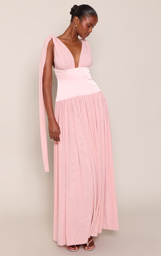 https://mediahub.prettylittlething.com/cnq9201_blush_xl