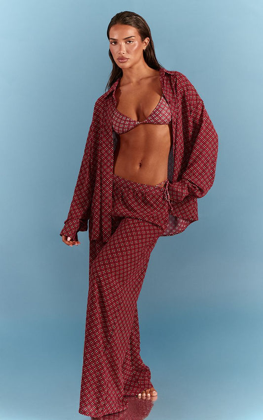 https://mediahub.prettylittlething.com/cnq9298_red_xl