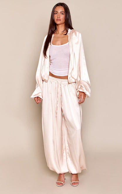 https://mediahub.prettylittlething.com/cnq9337_cream_xl_2
