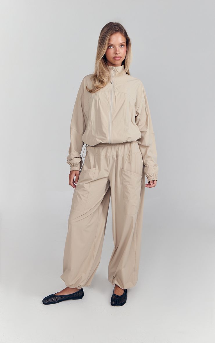 https://mediahub.prettylittlething.com/cnq9453_taupe_xl