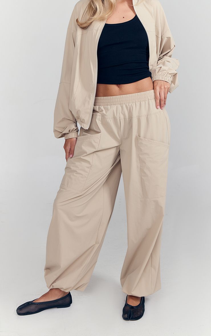 https://mediahub.prettylittlething.com/cnq9453_taupe_xl_1