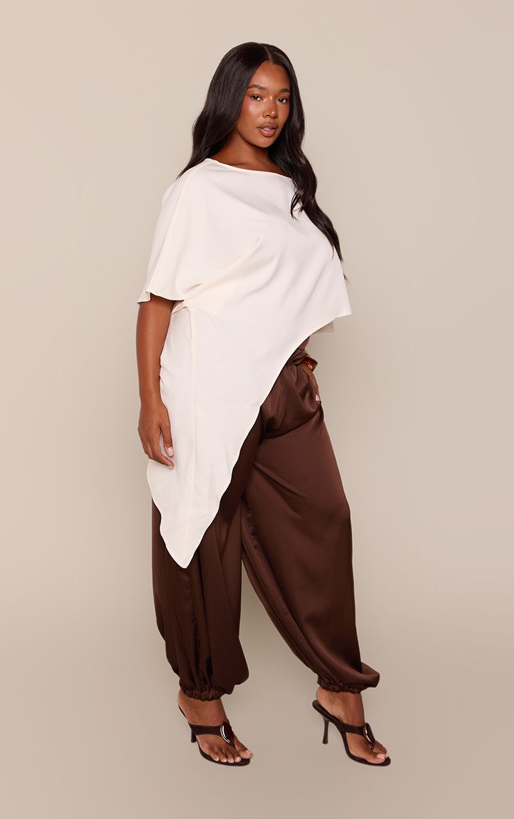 https://mediahub.prettylittlething.com/cnq9461_cream_xl_2
