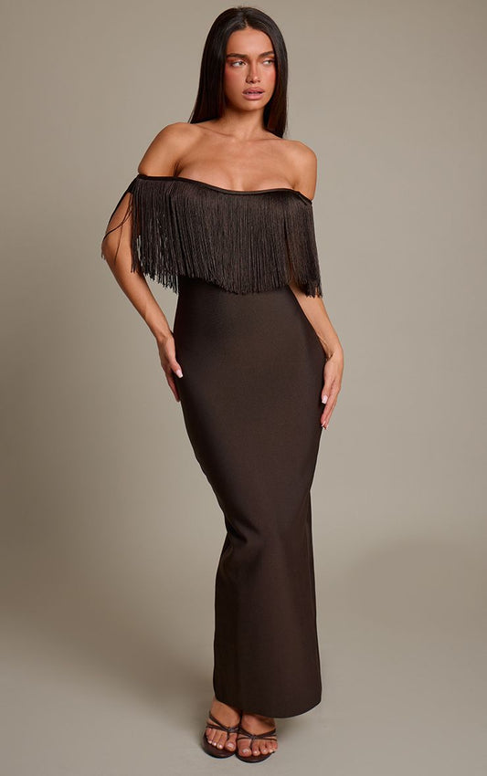 https://mediahub.prettylittlething.com/cnq9533_chocolate_xl